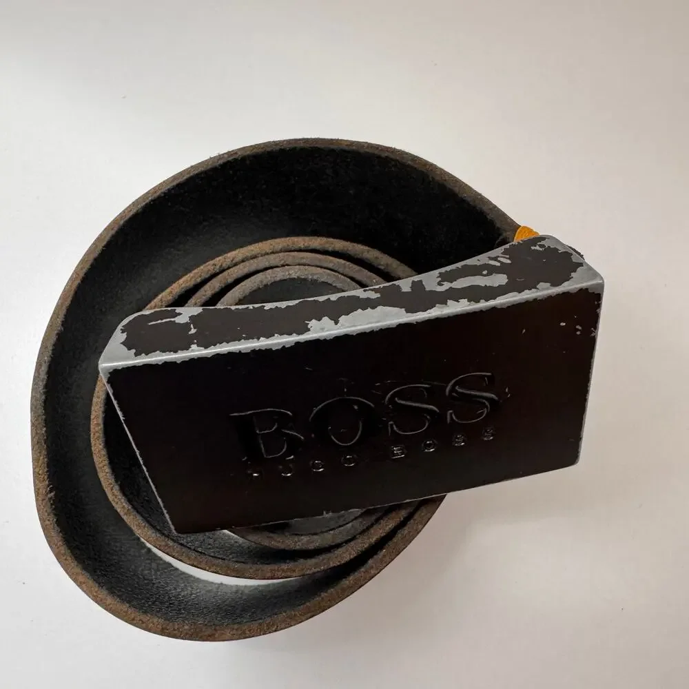HUGO BOSS Men's Belt Brown Leather Black Matte Plaque Buckle Adjustable USED